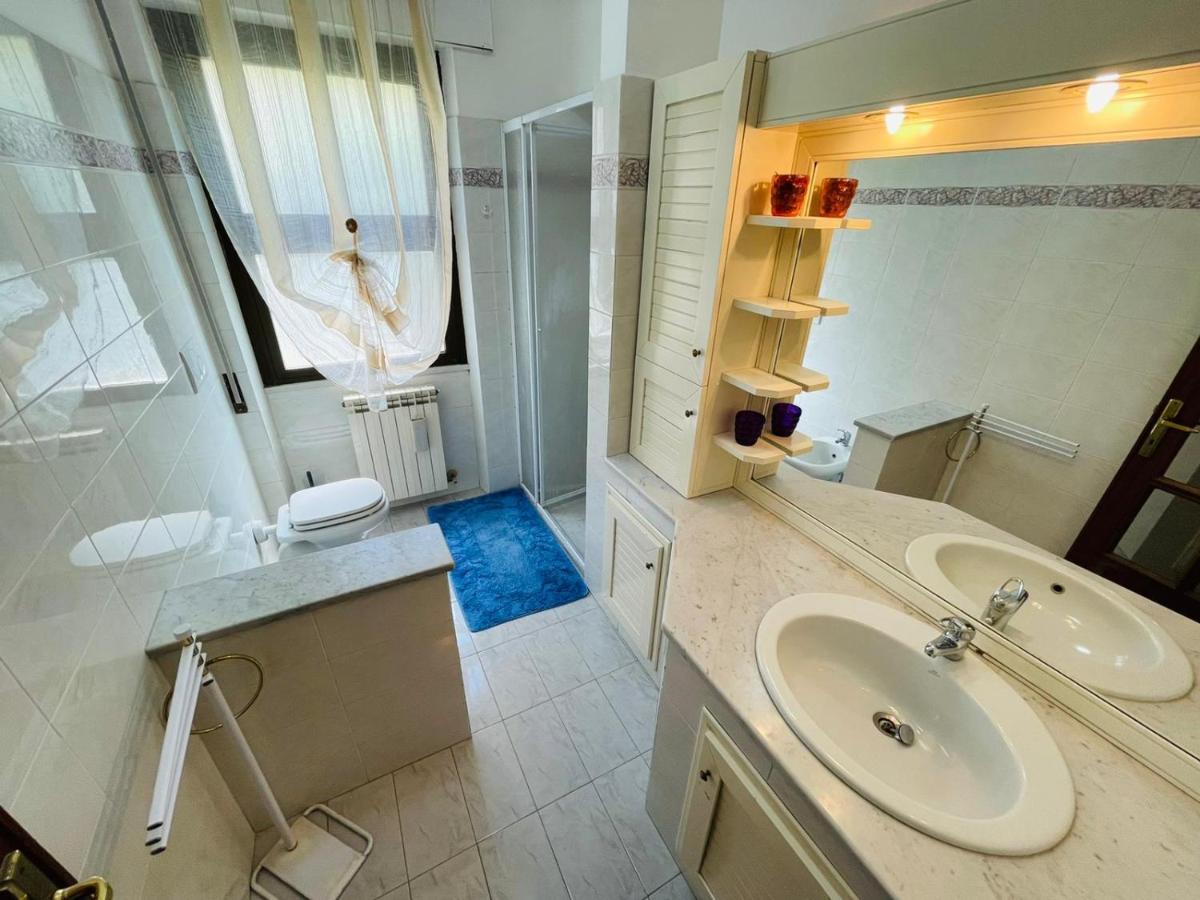 Darsena Fiumicino With Free Parking Apartment ภายนอก รูปภาพ