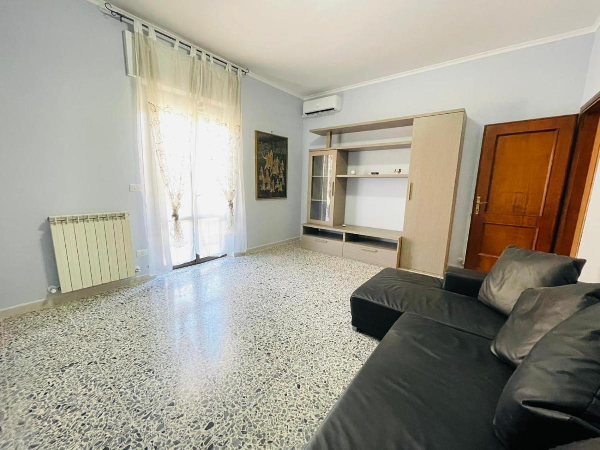 Darsena Fiumicino With Free Parking Apartment ภายนอก รูปภาพ